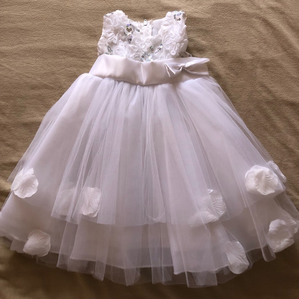 Little Girl’s Dress